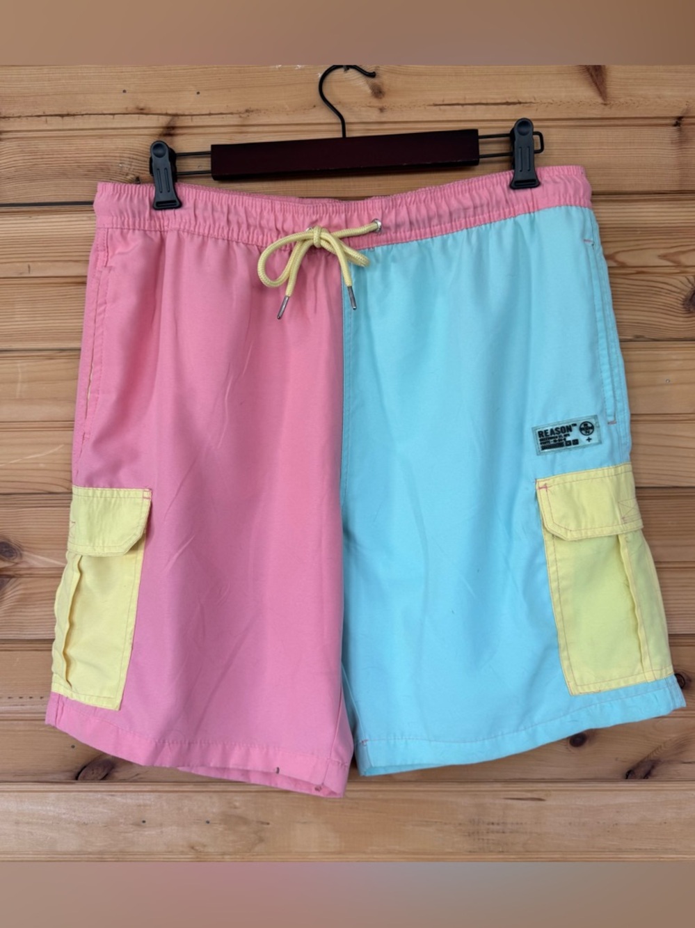 REASON | Men’s Large Colorblock Swim Trunks Pink Blue GUC
